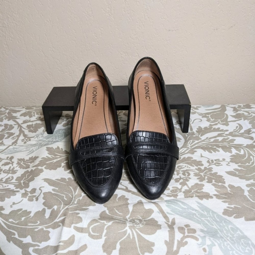 Vionic Savannah Penny Loafers sz 8.5 leather
